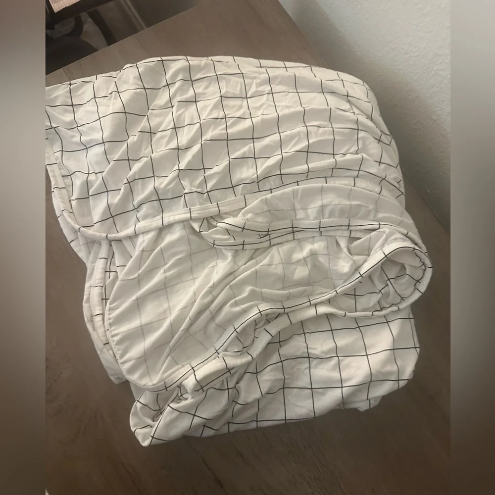 Lou Lou & Company swaddle